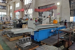 南通折彎?rùn)C(jī)安裝模具時(shí)的五大注意事項(xiàng)